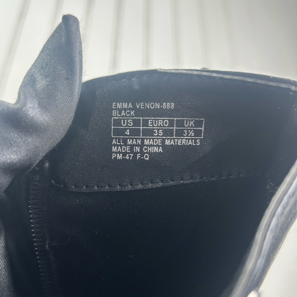 Michael Kors Black Leather Riding Girl’s Boots Size 4 - Picture 10 of 12